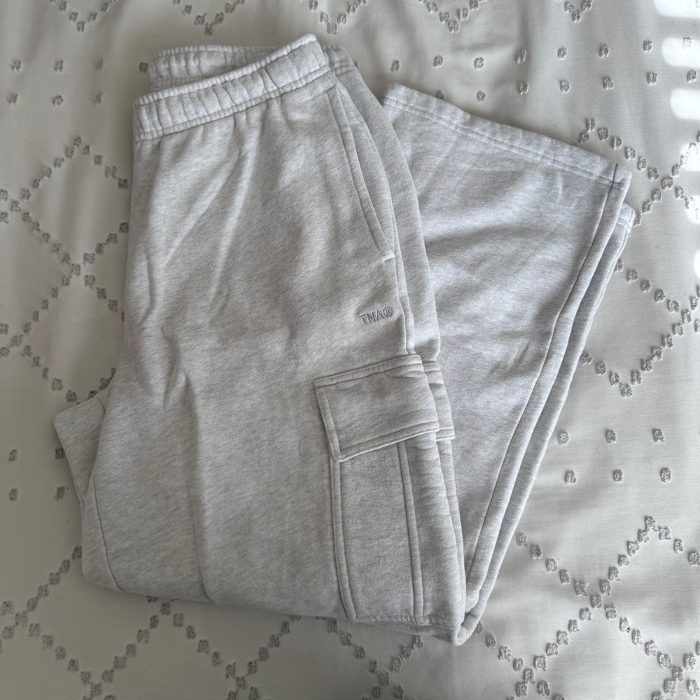 Aritzia TNA Light Gray Cargo Sweatpants